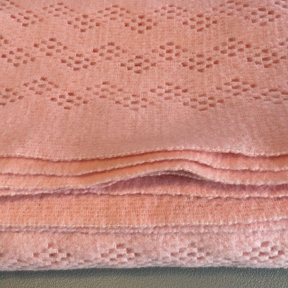 Vintage St Michael Satin Trim Pink Acrylic Blanket Made in UK Full Size 90x89 - Picture 15 of 16